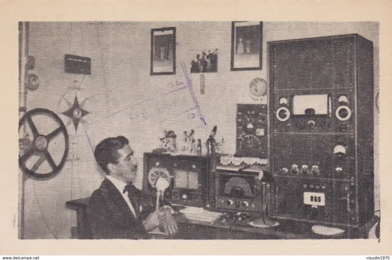 Radio aficionado Rodrigo Rodríguez Castillo.